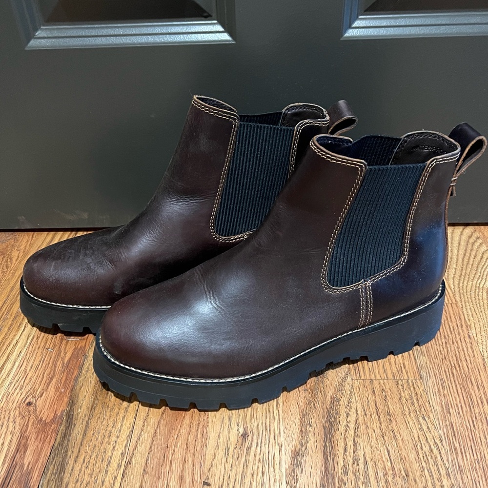 Sperry Brown Chelsea Boots with Elastic Panels